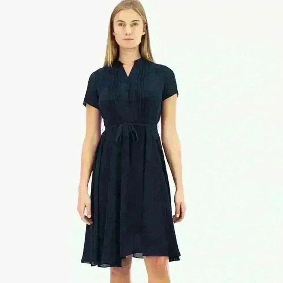 Nanette Lepore Dresses & Skirts - Nanette Lepore Women 4 Navy Blue Pintuck Fit & Flare Midi Dress Short Sleeve